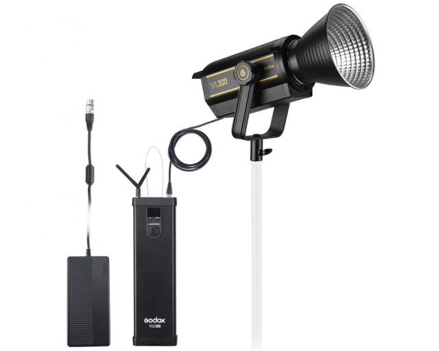 Godox Illuminateur LED Godox VL-300 (fonctionnement sur secteur + batterie en option)