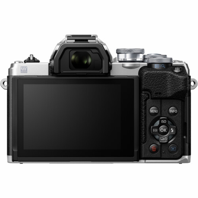 Om system olympus Olympus OM-D E-M10 Mark IV Solo Corpo Silver