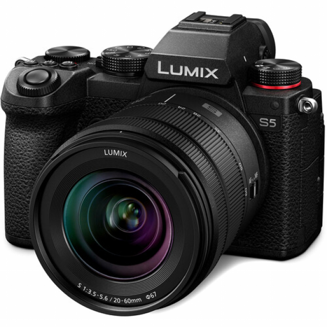 Panasonic lumix Panasonic Lumix S5 + ob. 20-60mm  F3.5/5.6 L-Mount