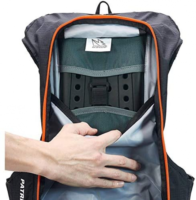 USWE USWE Patriot 15 Nero/Grigio Zaino senza waterbag