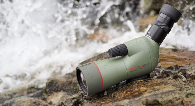 Kowa Kowa cannocchiale TSN-553 angolato, con zoom 15x-45x