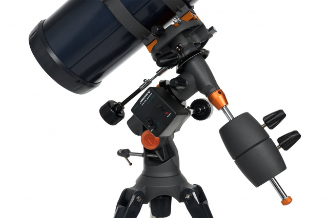 Celestron Celestron Astromaster 130EQ MD con Motore - Newton Diam. 130 mm, Focale 650 mm, Equatoriale