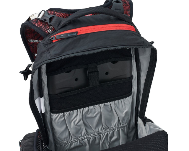 USWE USWE Flow 16 Black / Red 16L Without Water Bag