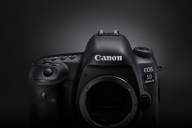 Canon Canon - Eos 5D Mark IV Solo Corpo - Canon Pass