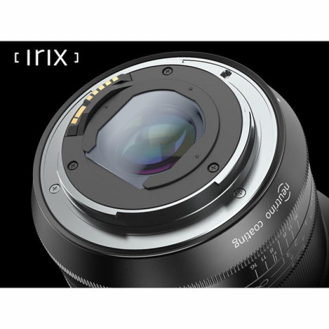 Irix Irix - Ob. 15mm f2.4 Blackstone pour Pentax