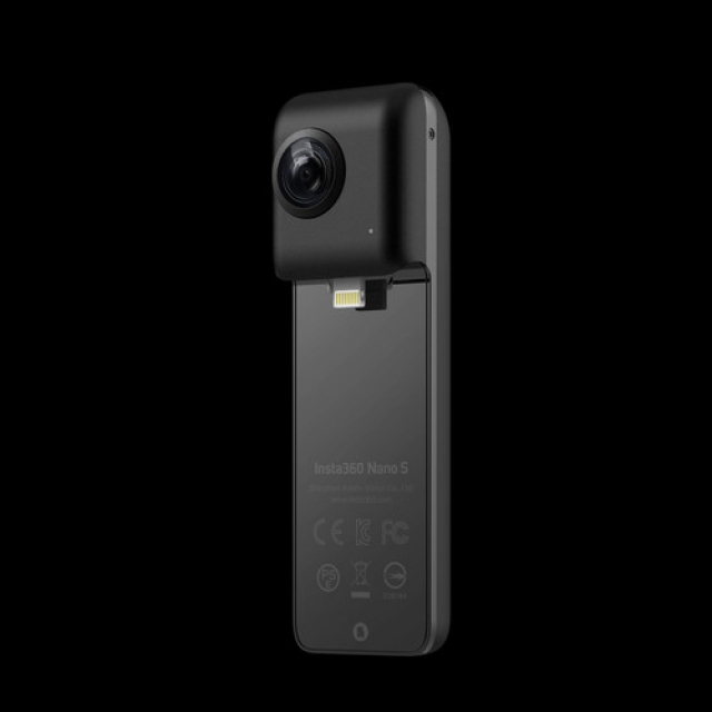 Insta Insta360 NANO S ( solo per Iphone ) BLACK