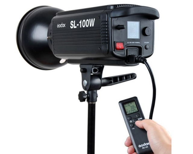 Godox GODOX SL-100W VIDEO LIGHT